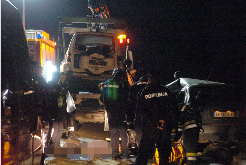 Аранђеловчанин погинуо у судару са полицијским џипом!